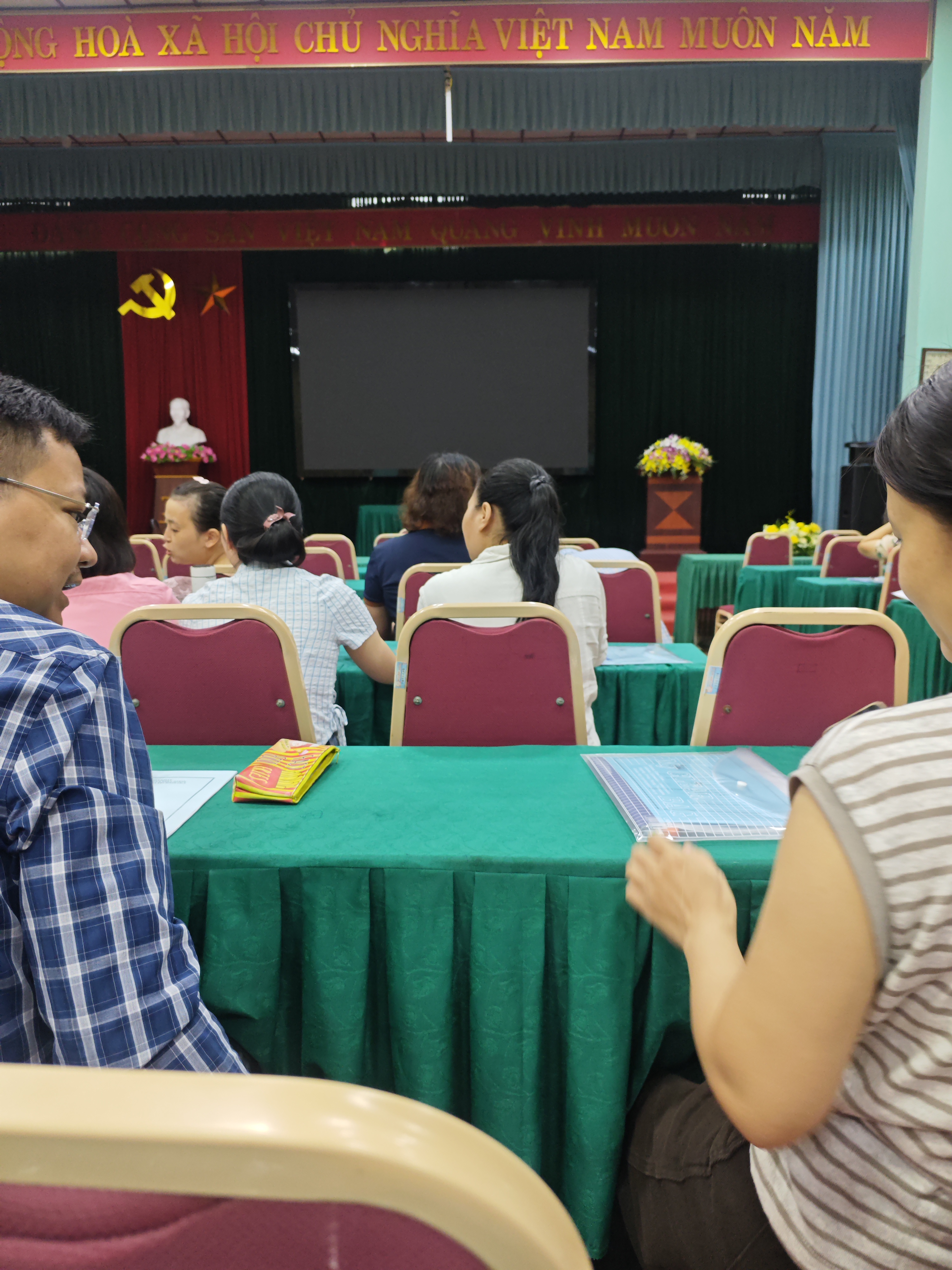 Thi hết môn